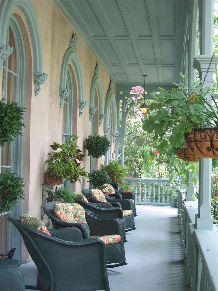 Dresser Palmer House Bed & Breakfast Savannah Interior foto